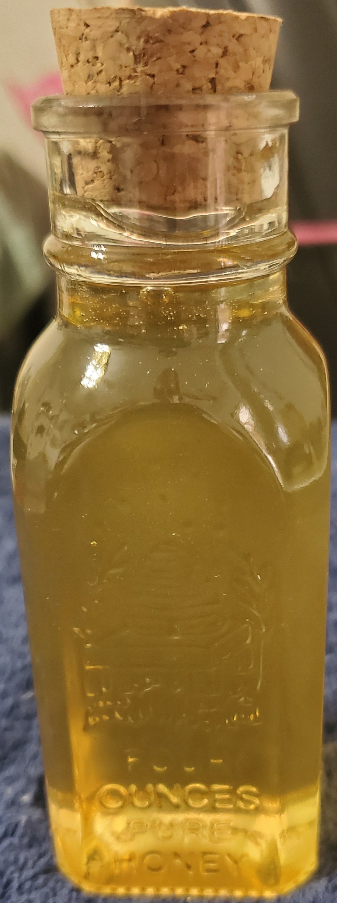 4oz Bottle of Pure Honey